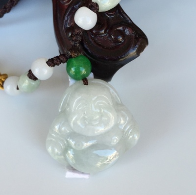 拍翡翠佛公，我只在乎人氣！珠寶玉器圈的營銷智慧